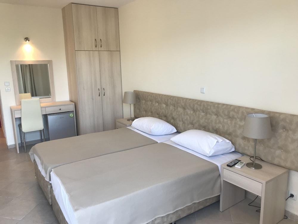 Ai Helis Resort Svoronata Dış mekan fotoğraf