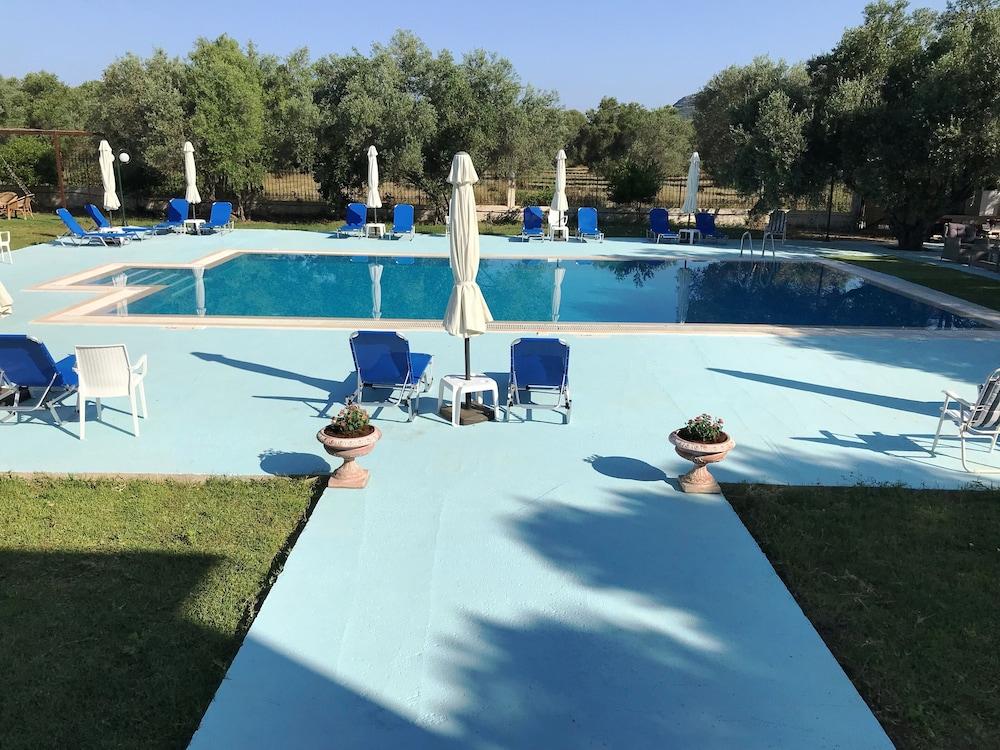 Ai Helis Resort Svoronata Dış mekan fotoğraf