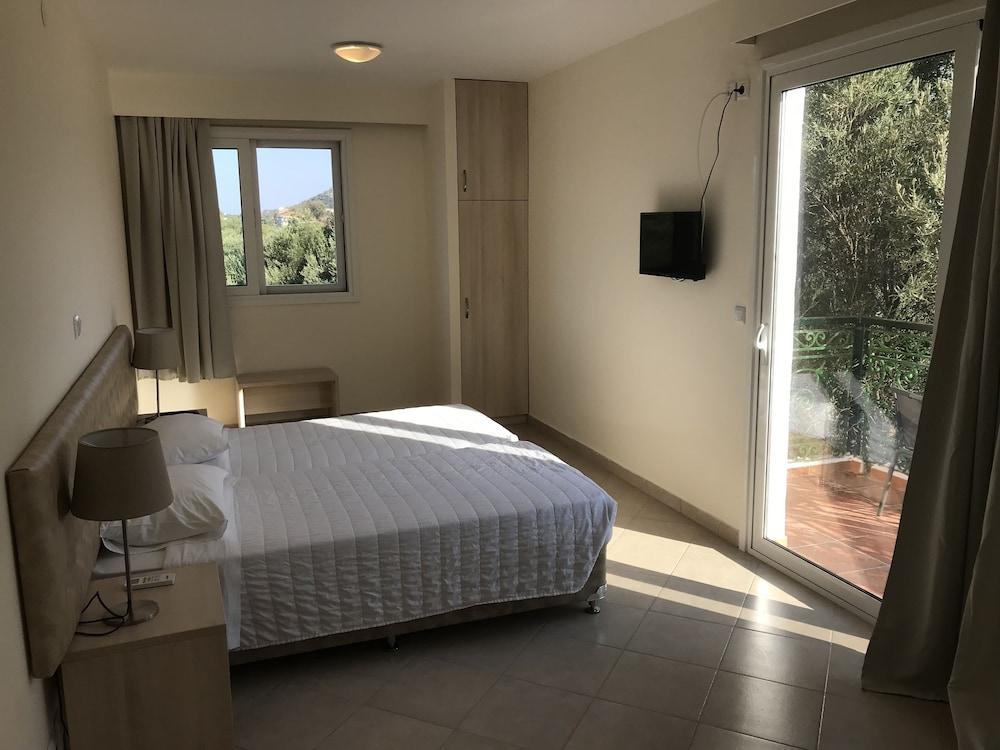 Ai Helis Resort Svoronata Dış mekan fotoğraf