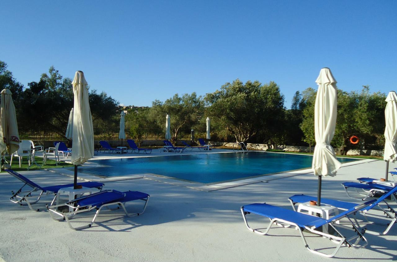 Ai Helis Resort Svoronata Dış mekan fotoğraf